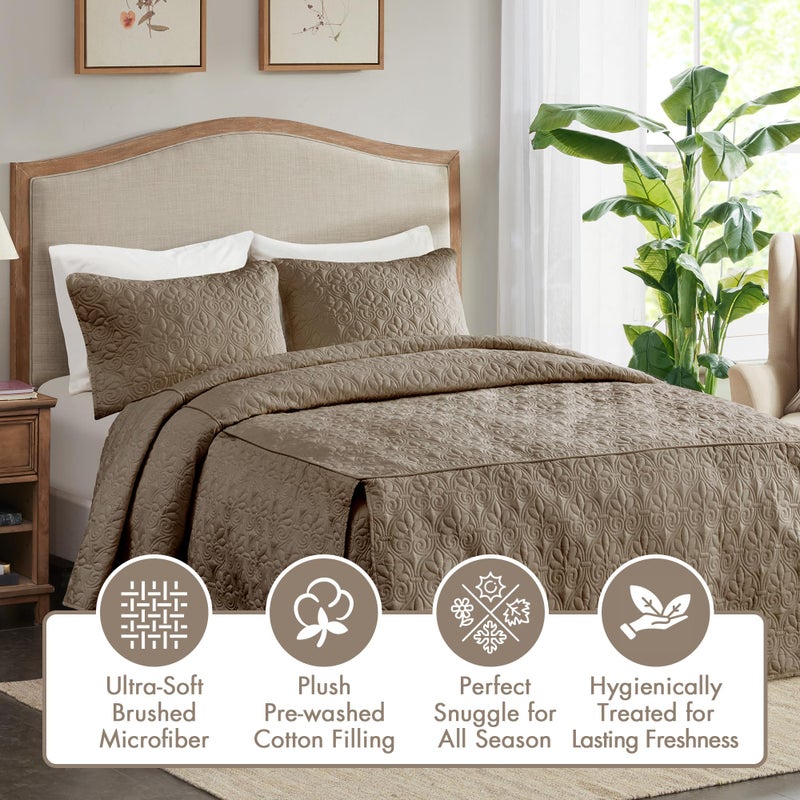 Madison Park Quebec Split Corner Quilted Bedspread Classic Traditional Design All Season, Lightweight, Bedding Set, Matching Shams, Queen, Damask Quilted Khaki 3 Piece - Image 3